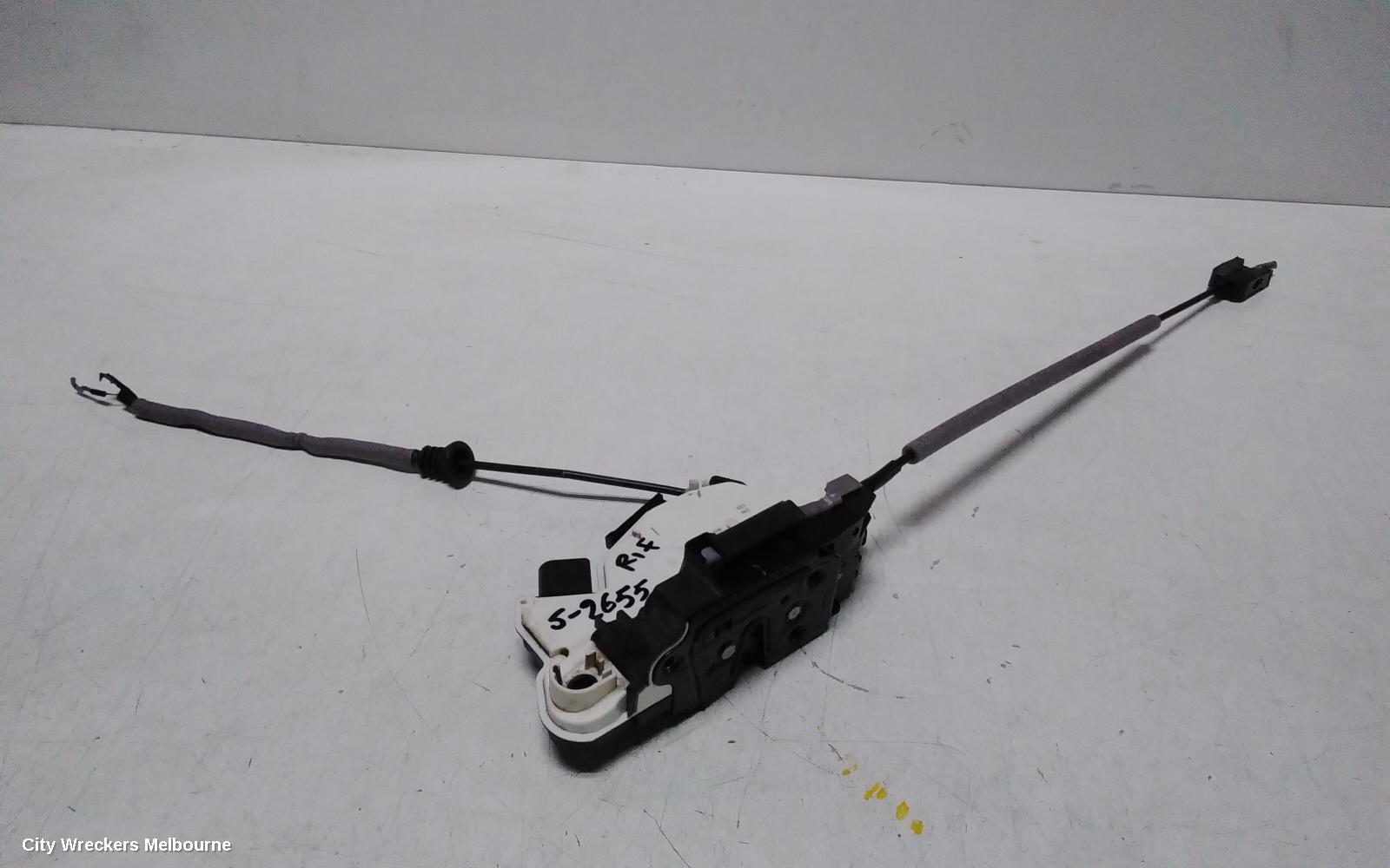 VOLKSWAGEN TIGUAN DOOR/BOOT/GATE LOCK, RIGHT FRONT DOOR LOCK, 5N, W/O SAFETY LOCK TYPE, P/N 5N2837016F (7 PIN), 07/2011 - 08/2016 - Image 1