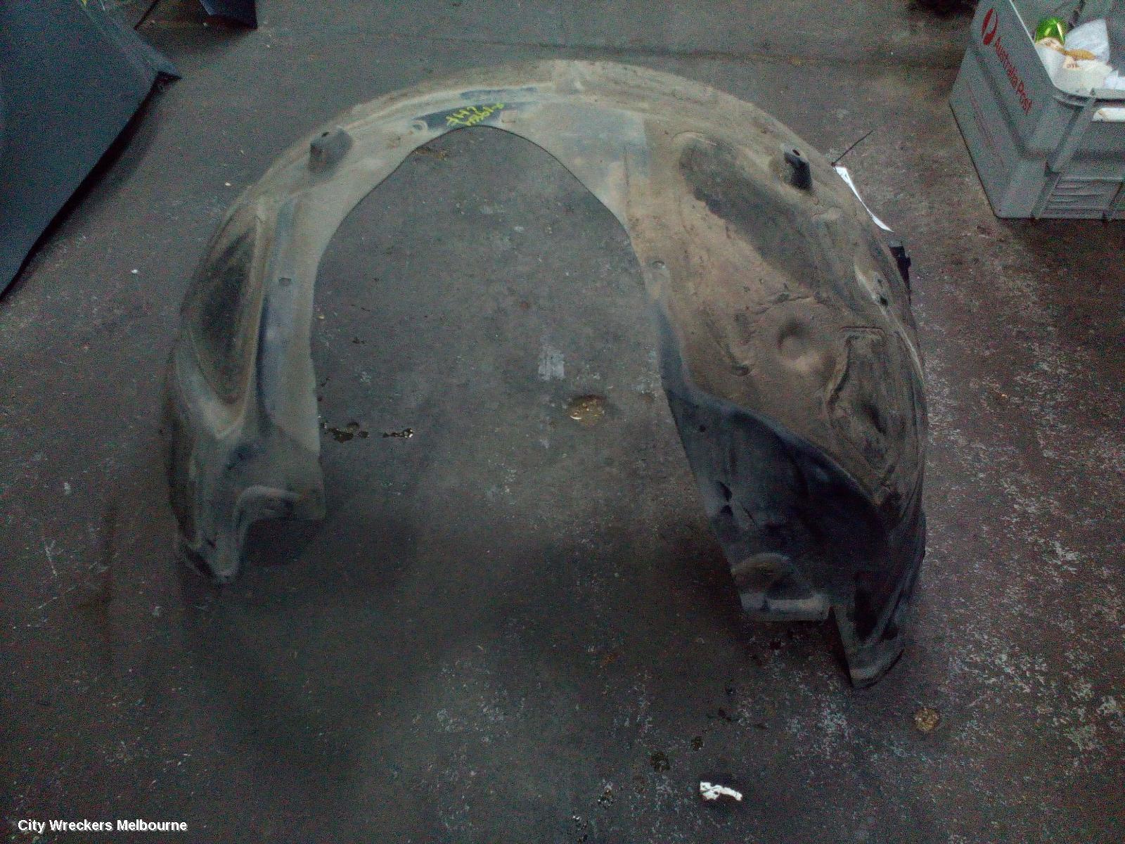 CHRYSLER 300C LEFT GUARD LINER, LX2, FRONT, 12/2011 - 12/2014 - Image 2