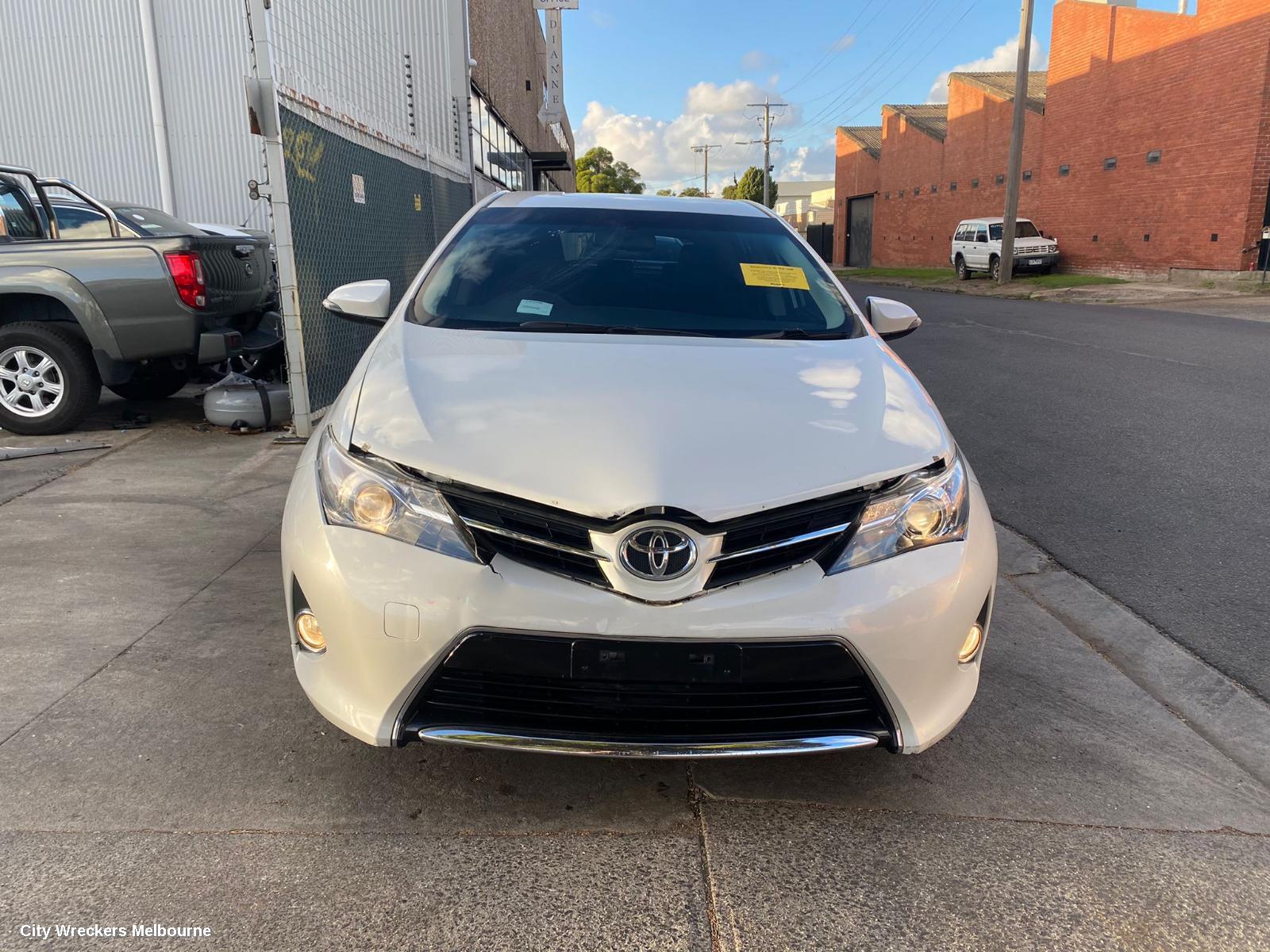 TOYOTA COROLLA OVERFLOW BOTTLE, ZRE182R, 10/2012 - 06/2018 - Image 3