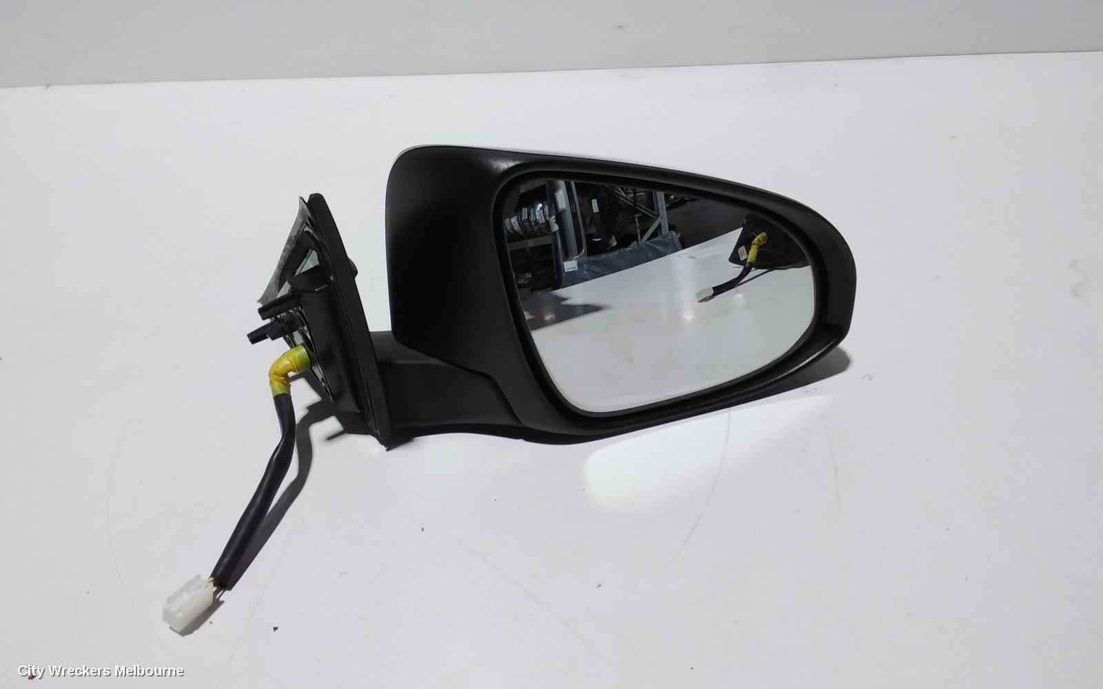 TOYOTA CAMRY RIGHT DOOR MIRROR, ASV50/AVV50, ALTISE/ATARA R/S/SX/HYBRID H/RZ, NON BLIND SPOT MONITOR TYPE, 12/2011 - 03/2015 - Image 1