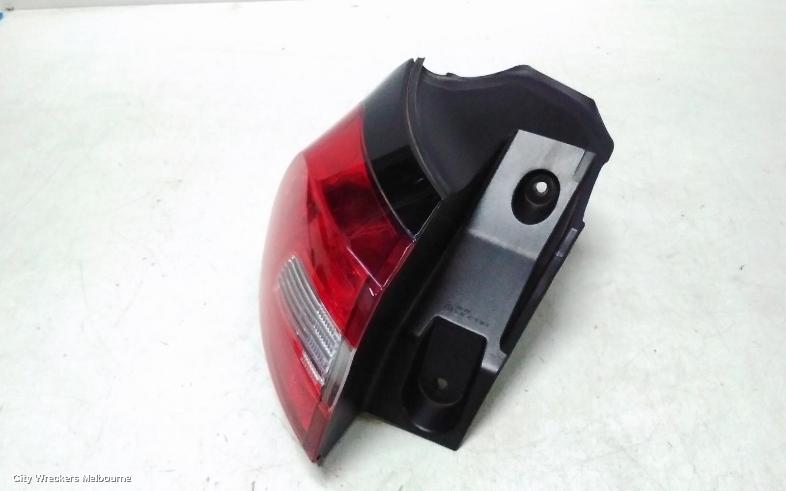 JEEP CHEROKEE LEFT TAILLIGHT, KL, IN BODY, 02/2014 - 03/2018 - Image 3