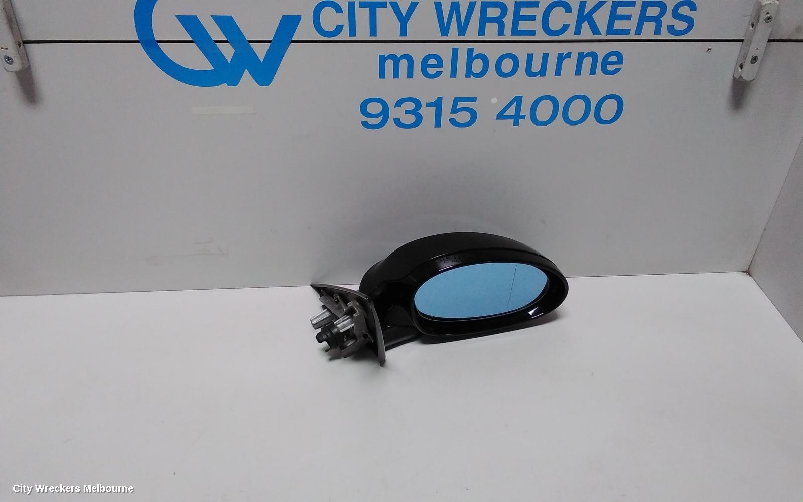 BMW 3 SERIES RIGHT DOOR MIRROR, E90/E91, SEDAN/WAGON, STANDARD, NON SEAT ADJ. & NON MEMORY TYPE (5 PIN), 03/2005 - 09/2008 - Image 1
