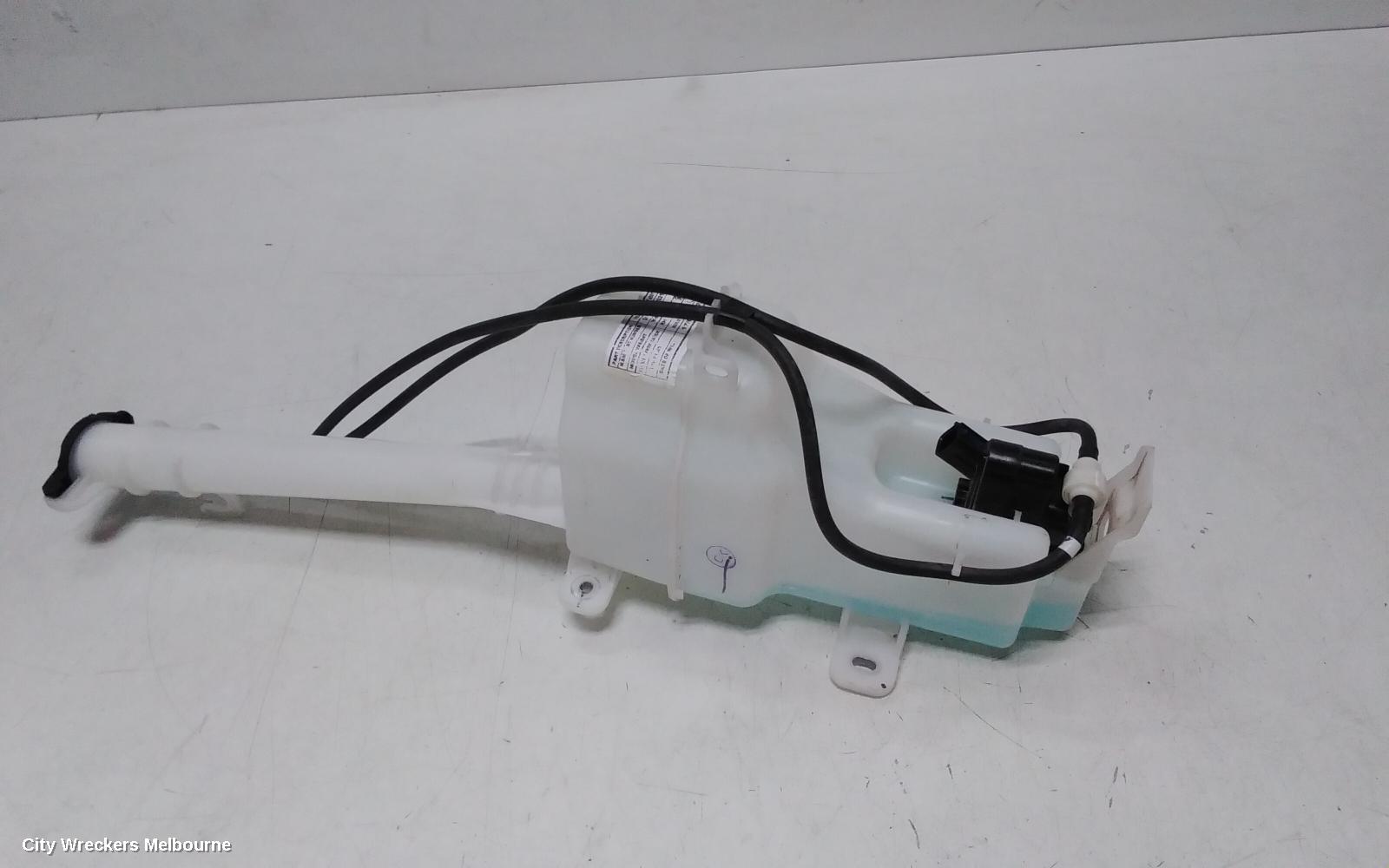 MAHINDRA XUV700 WASHER BOTTLE, W601, 01/2023 ONWARDS - Image 1