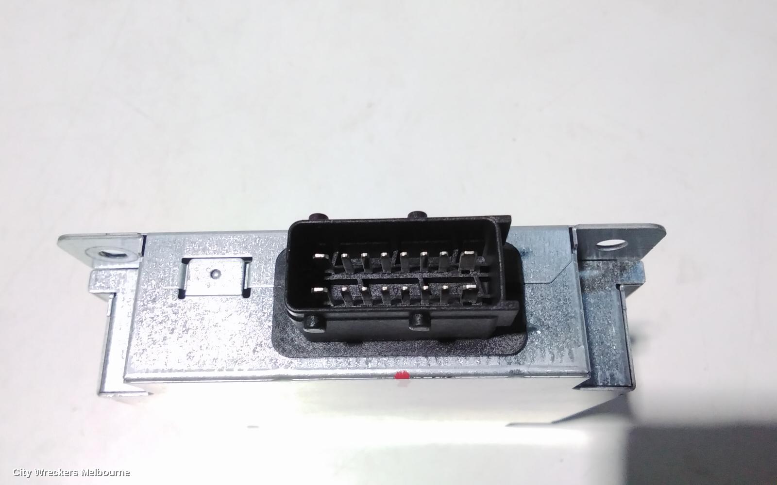 ALFA ROMEO GIULIETTA, 940 SERIES, 01/2011 - 12/2020, RADIO BRANCH CONTROL UNIT PART NO: 50520764: 90505 - Image 3