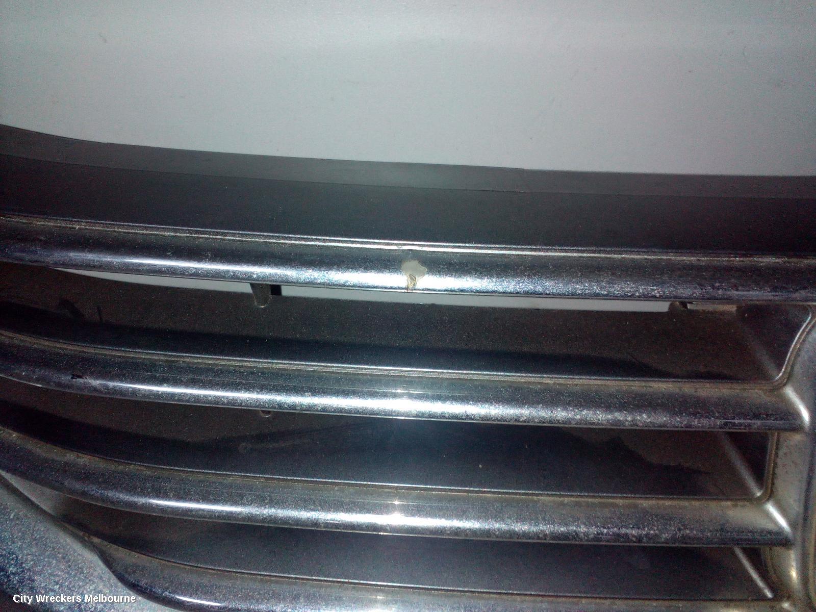 HONDA ODYSSEY GRILLE, RADIATOR GRILLE, COLOUR CODED MOULD, RA, 04/2000 - 06/2004 (JAP TYPE) - Image 3