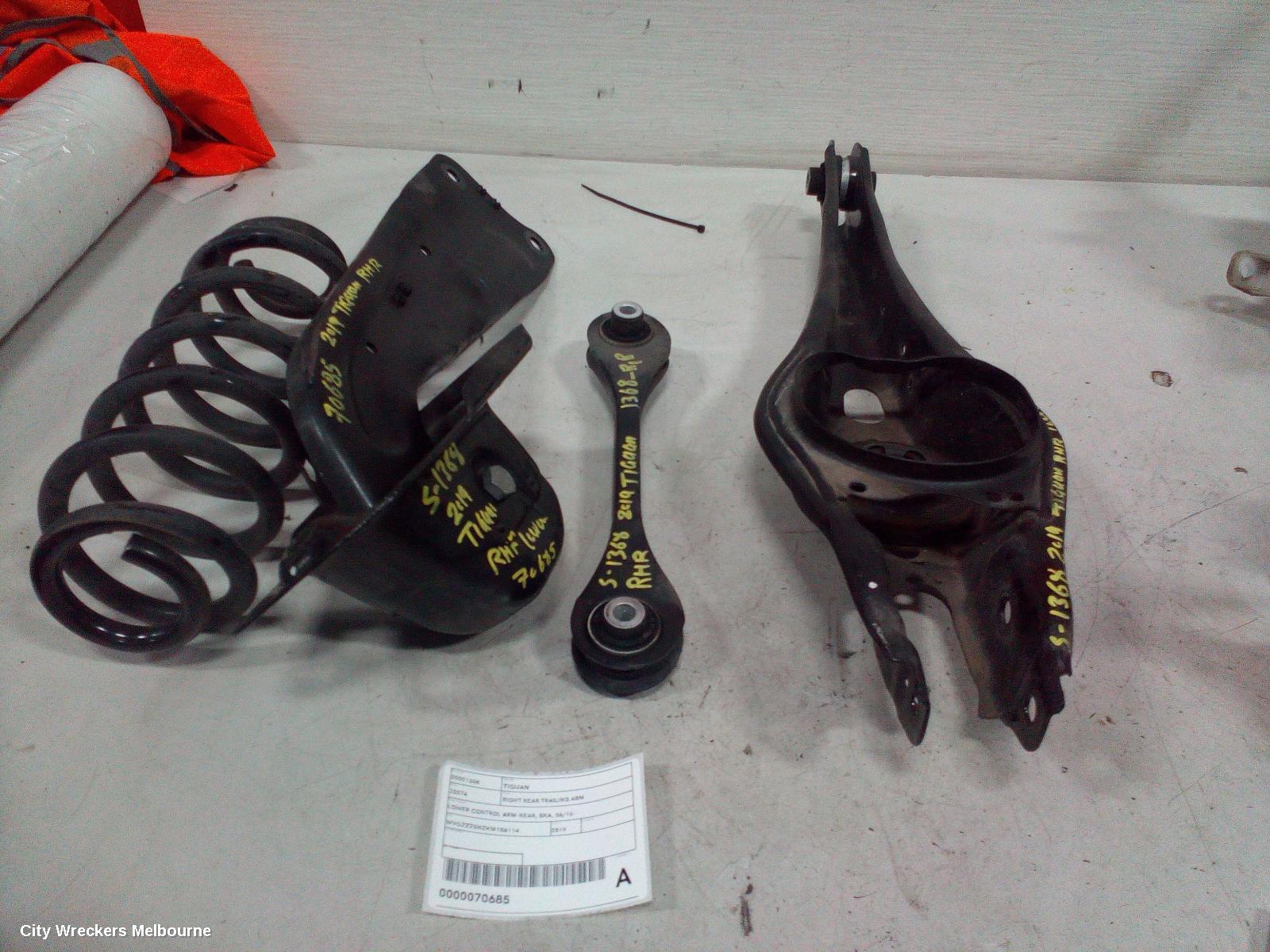 VOLKSWAGEN TIGUAN RIGHT REAR TRAILING ARM, LOWER CONTROL ARM-REAR, 5NA, 06/2016 ONWARDS - Image 1