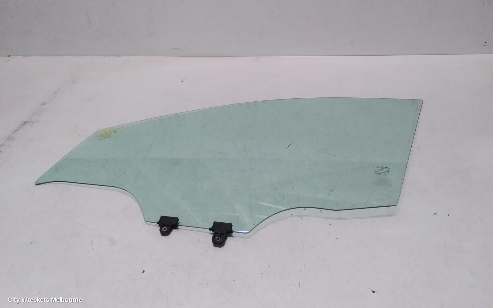 RENAULT KALEOS LEFT FRONT DOOR WINDOW, XZG, 05/2016 ONWARDS - Image 1