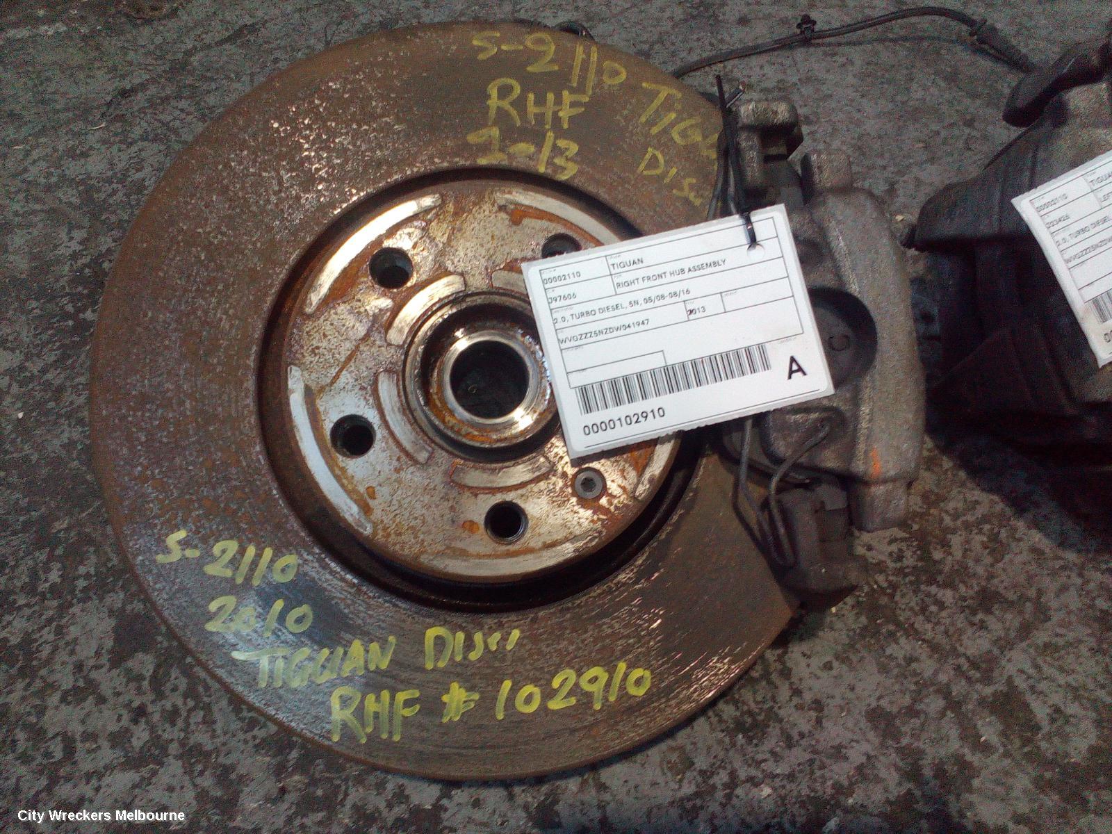 VOLKSWAGEN TIGUAN RIGHT FRONT HUB ASSEMBLY, 2.0, TURBO DIESEL, 5N, 05/2008 - 08/2016 - Image 2