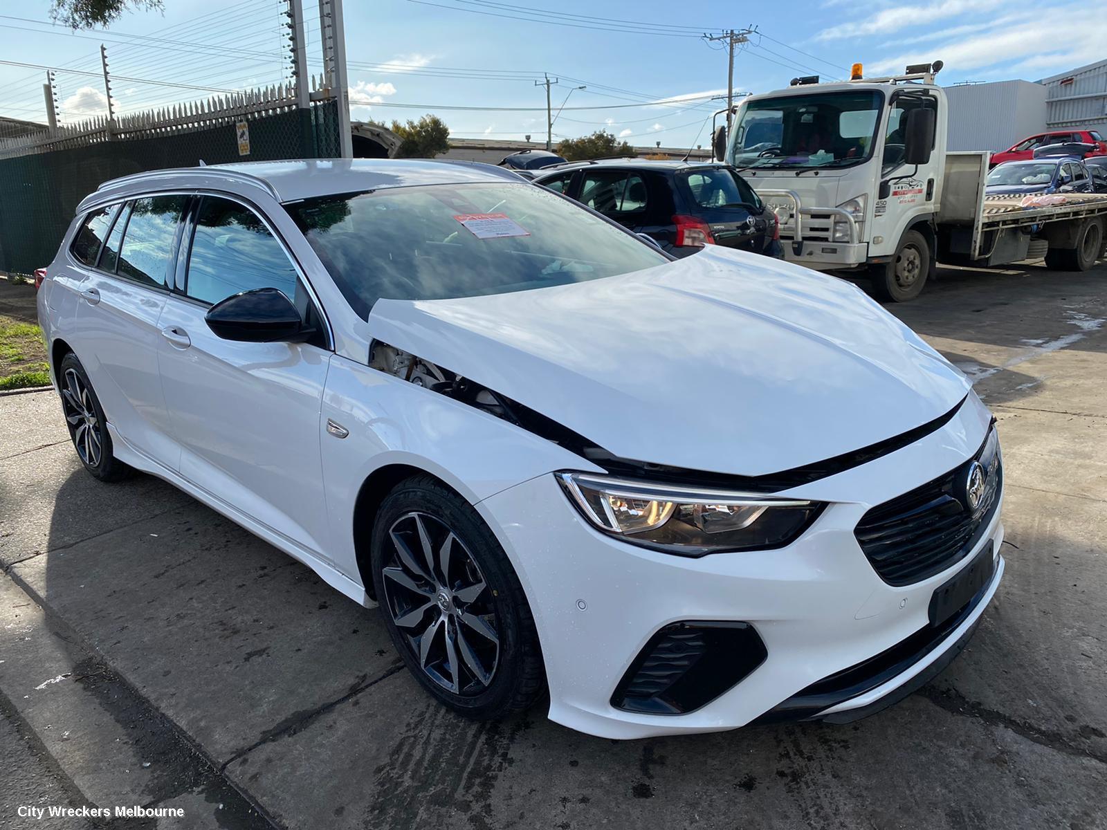 HOLDEN COMMODORE COMPLETE VEHICLE, ZB, WAGON, 10/2017 - 12/2020 - Image 2