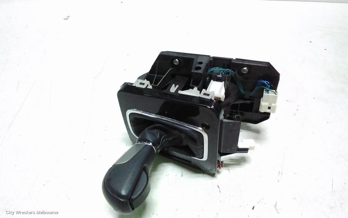 SUBARU LEVORG GEAR STICK/SHIFTER, V1, 05/2016 - 12/2020 - Image 3