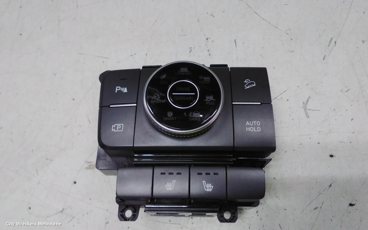 HYUNDAI SANTA FE COMBINATION SWITCH, DRIVE/TERRAIN MODE SWITCH, W/ PARK ASSIST, PARKING CAMERA, HILL DECENT, AUTO HOLD, RH SEAT HEATER & LH SEAT HEATER TYPE, TM, 03/2018 - 10/2023 - Image 1