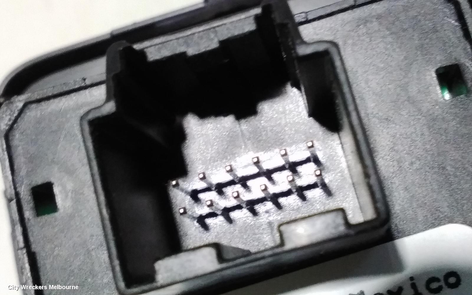 HOLDEN COLORADO, RG, 06/2012 - 12/2020, 4WD SWITCH: 84449 - Image 3