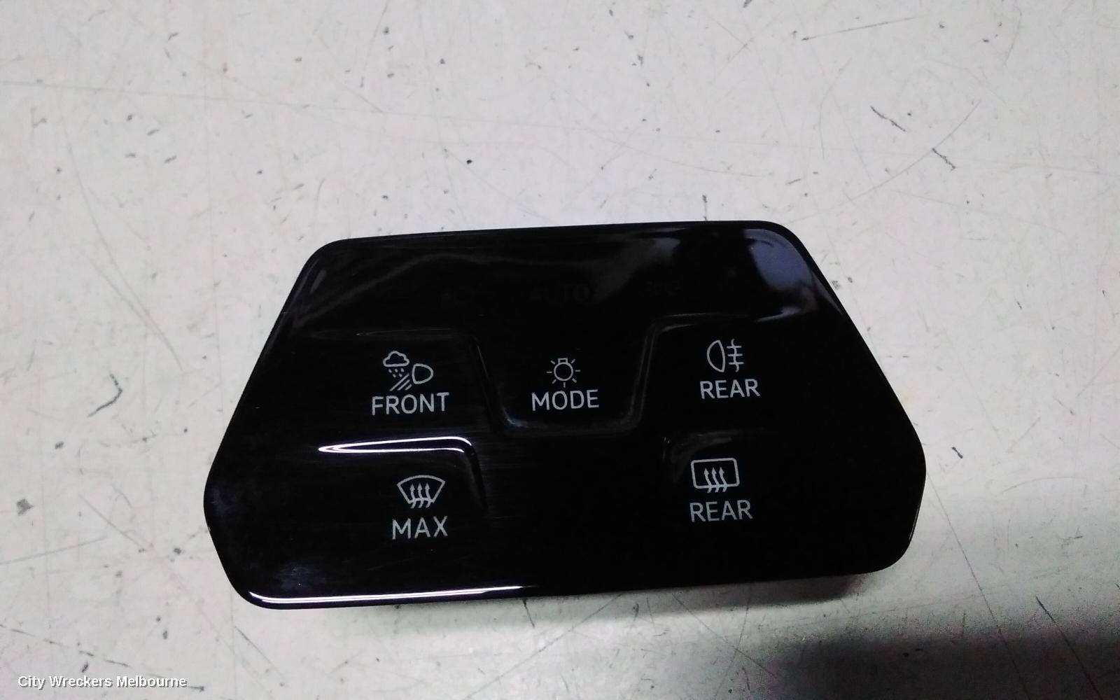 VOLKSWAGEN GOLF, GEN 8, 09/2020 ONWARDS, 5H0 941 193 AK LIGHT VISBILITY BUTTON : 143561 - Image 3