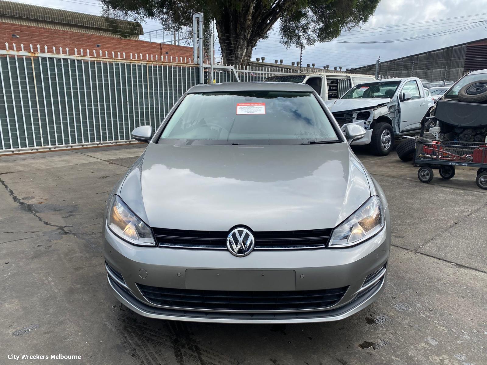 VOLKSWAGEN GOLF MOUNT, GEN 7, 11/2012 - 08/2020 - Image 1