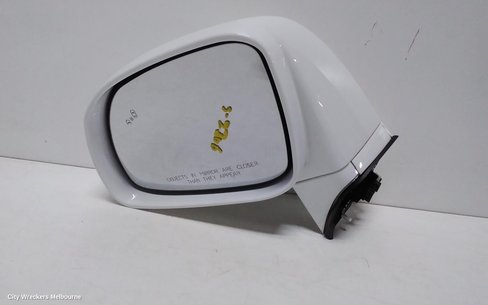 HOLDEN CAPTIVA LEFT DOOR MIRROR, CG, W/ BLINDSPOT DETECTION TYPE, 10/2015 - 06/2018 - Image 2