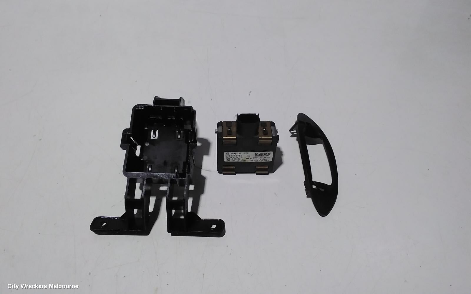 VOLKSWAGEN TIGUAN ECU, PARK STEERING ASSIST CONTROL MODULE, 5NA, 06/2016 ONWARDS - Image 3
