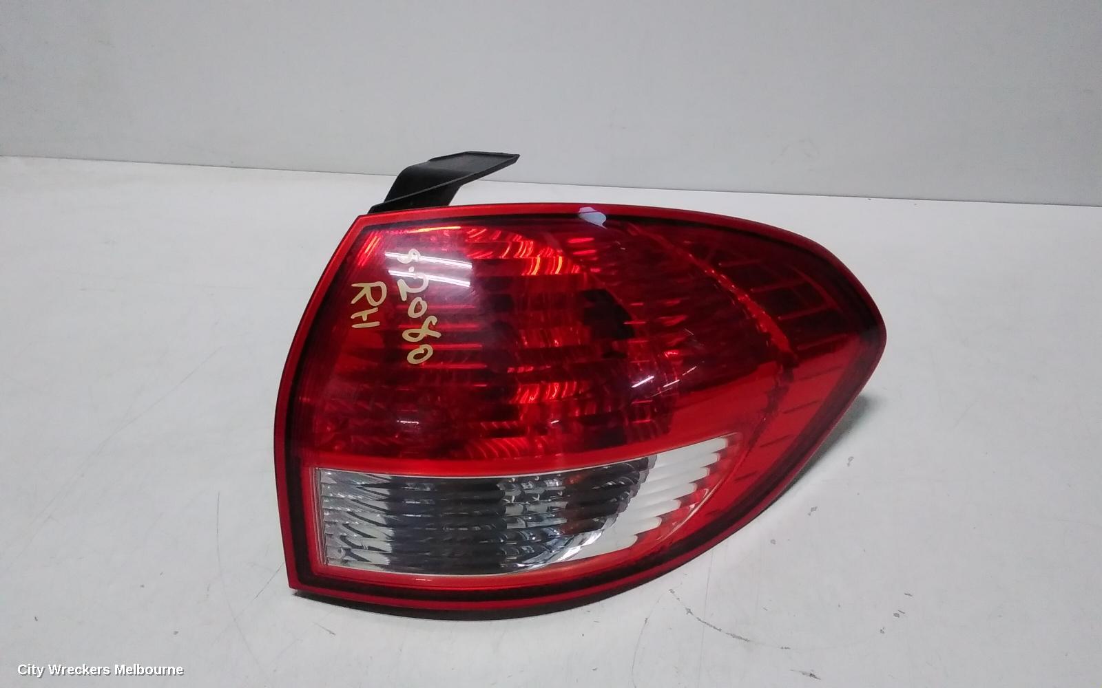 SUBARU TRIBECA RIGHT TAILLIGHT, B9, IN BODY, 12/2007 - 01/2014 - Image 2