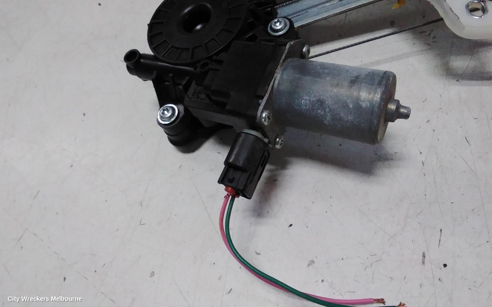 SUZUKI IGNIS RIGHT FRONT WINDOW REG/MOTOR, MF, DOOR REG ASSY (REG AND MOTOR), 11/2016 ONWARDS - Image 3