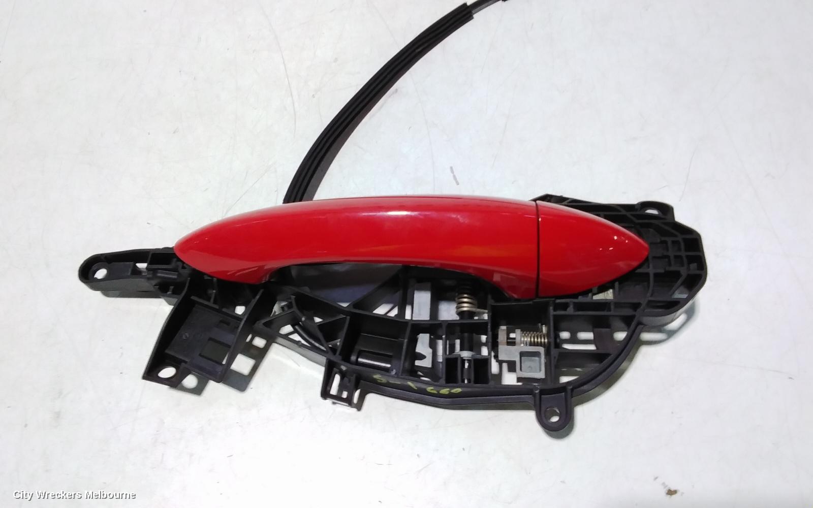 HOLDEN ASTRA DOOR HANDLE, OUTER, RH FRONT, BK, 5DR HATCH, W/ KEYLESS ENTRY TYPE, 09/2016 ONWARDS - Image 2