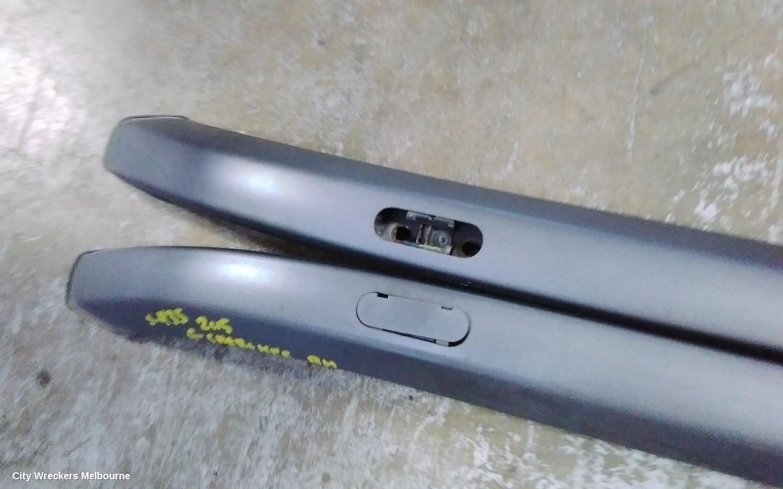 JEEP CHEROKEE ROOF RAIL - Image 3
