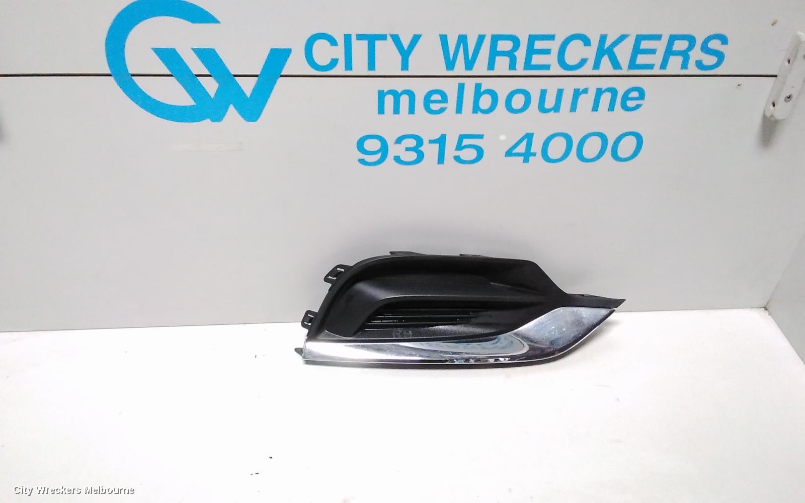 HOLDEN ASTRA RIGHT INDICATOR/FOG/SIDE, BL, SEDAN, 05/2017 - 12/2020 - Image 1
