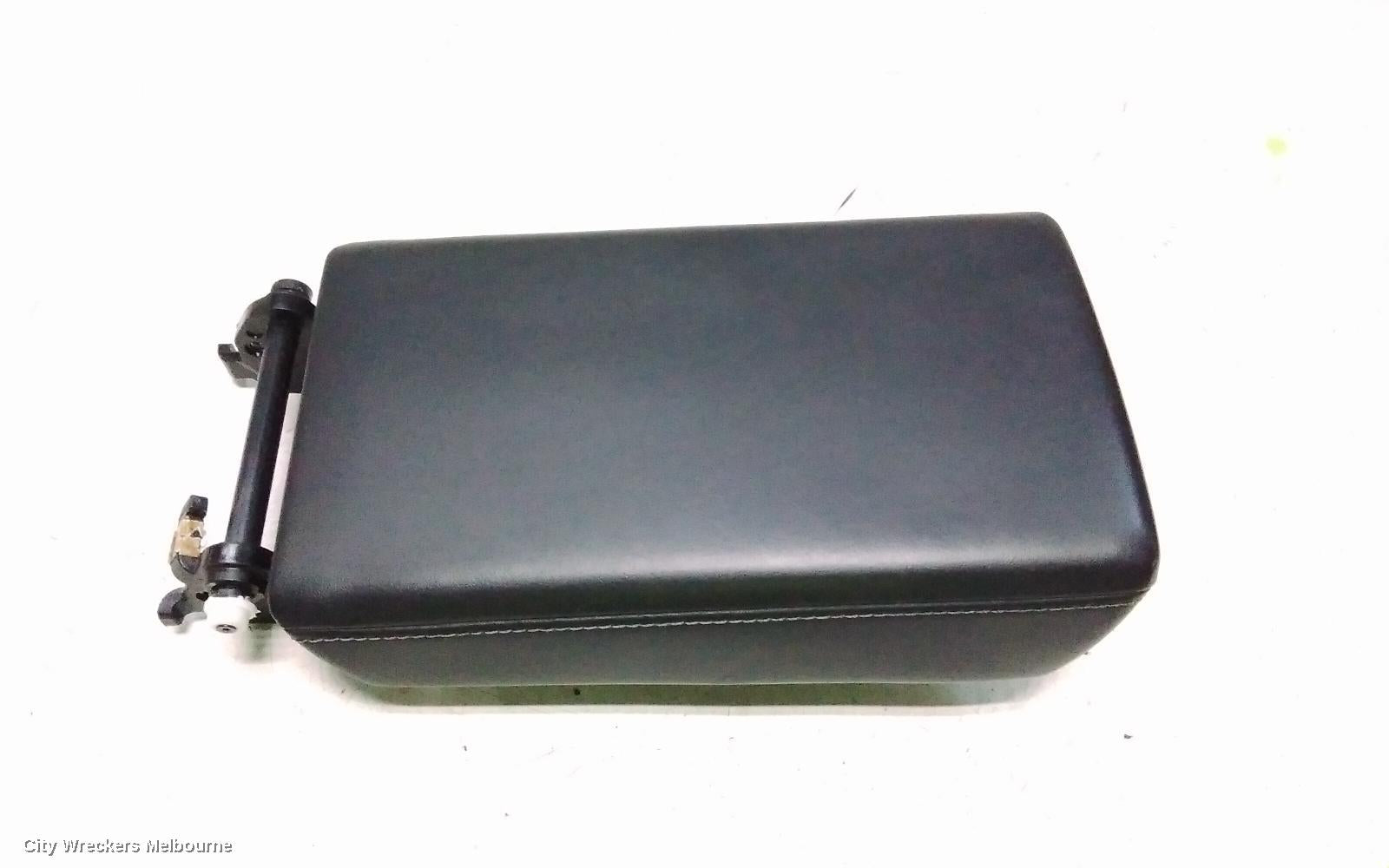 TESLA MODEL 3 CONSOLE, 1ST GEN, 06/2019 ONWARDS - Image 3