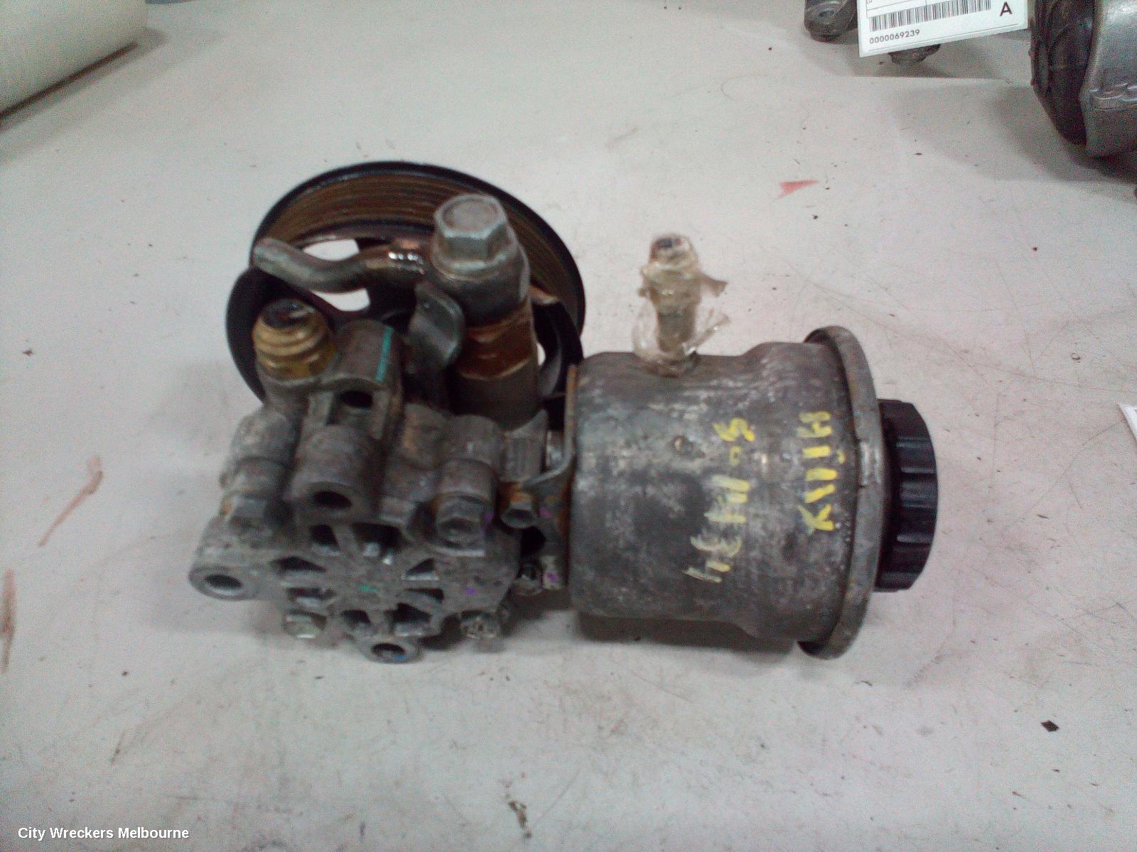 TOYOTA HILUX STEERING PUMP, PETROL, 2.7, 2TR-FE, 03/2005 ONWARDS - Image 2