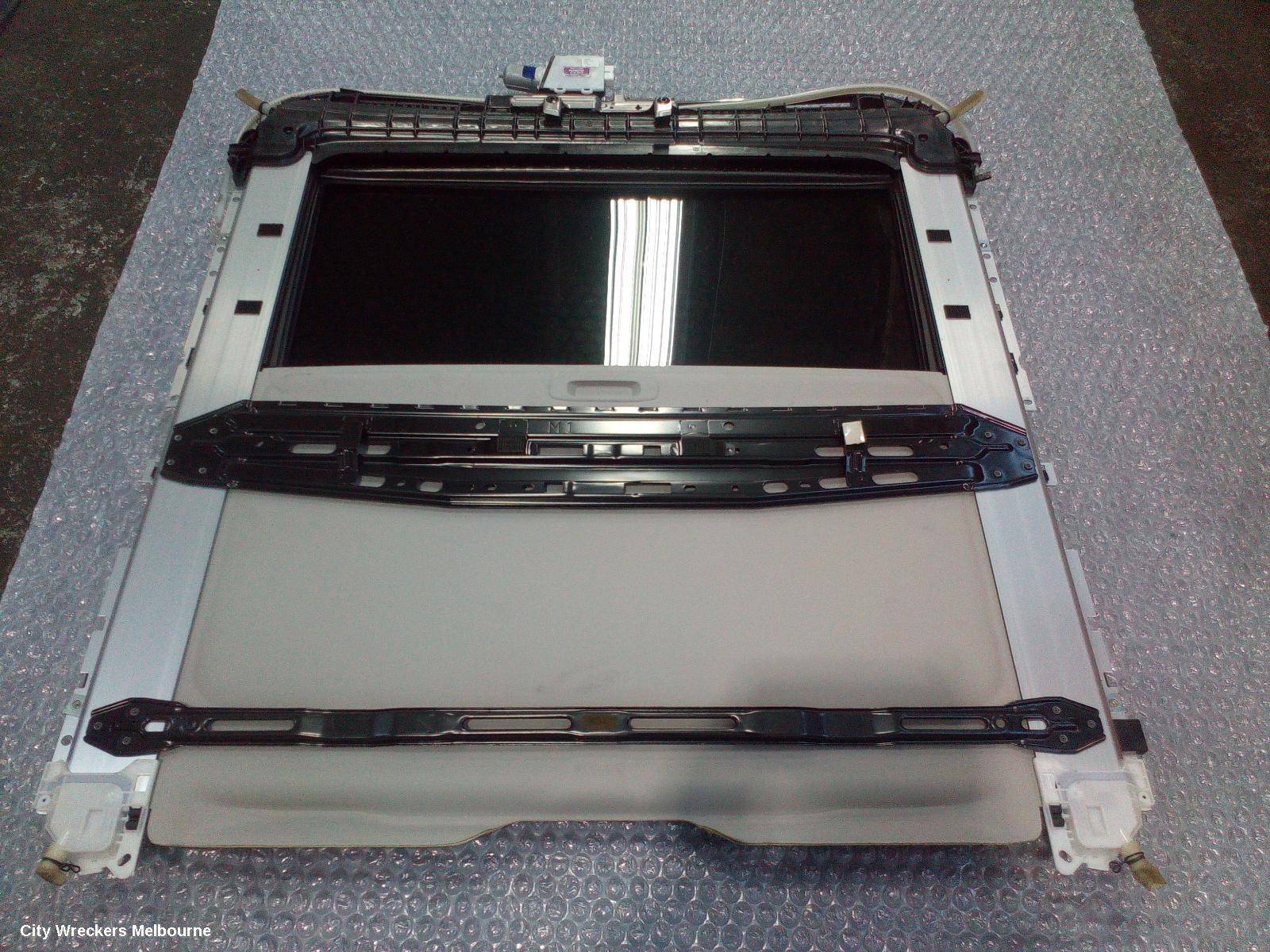 LEXUS RX SERIES ROOF GLASS/SUNROOF/T, SUNROOF, AL10, 12/2008 - 08/2015 - Image 1