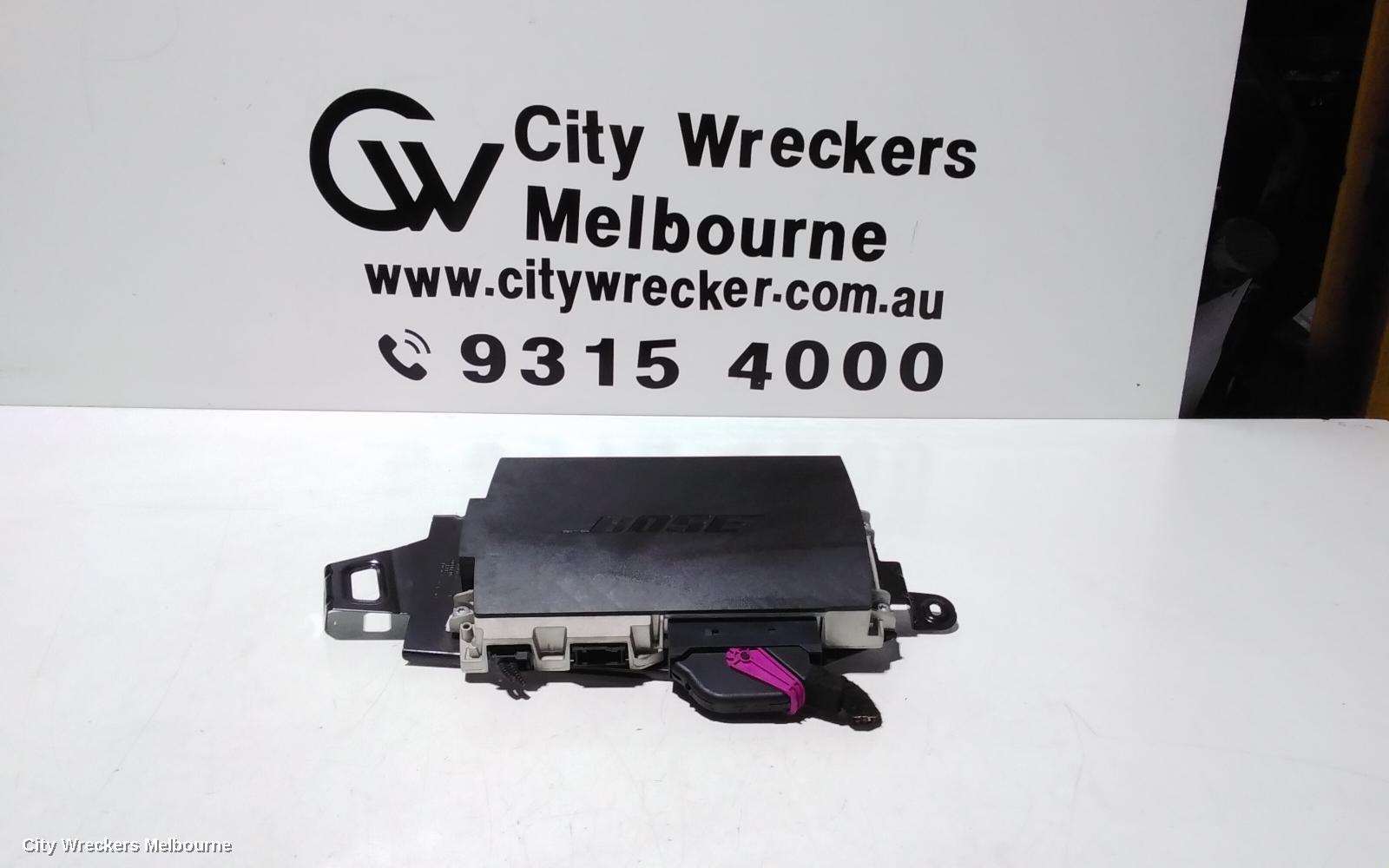 AUDI Q7 RADIO/CD/DVD/SAT/TV, AMPLIFIER, 4L, P/N 4L0910223E/4L0910223K, 09/2006 - 08/2015 - Image 1