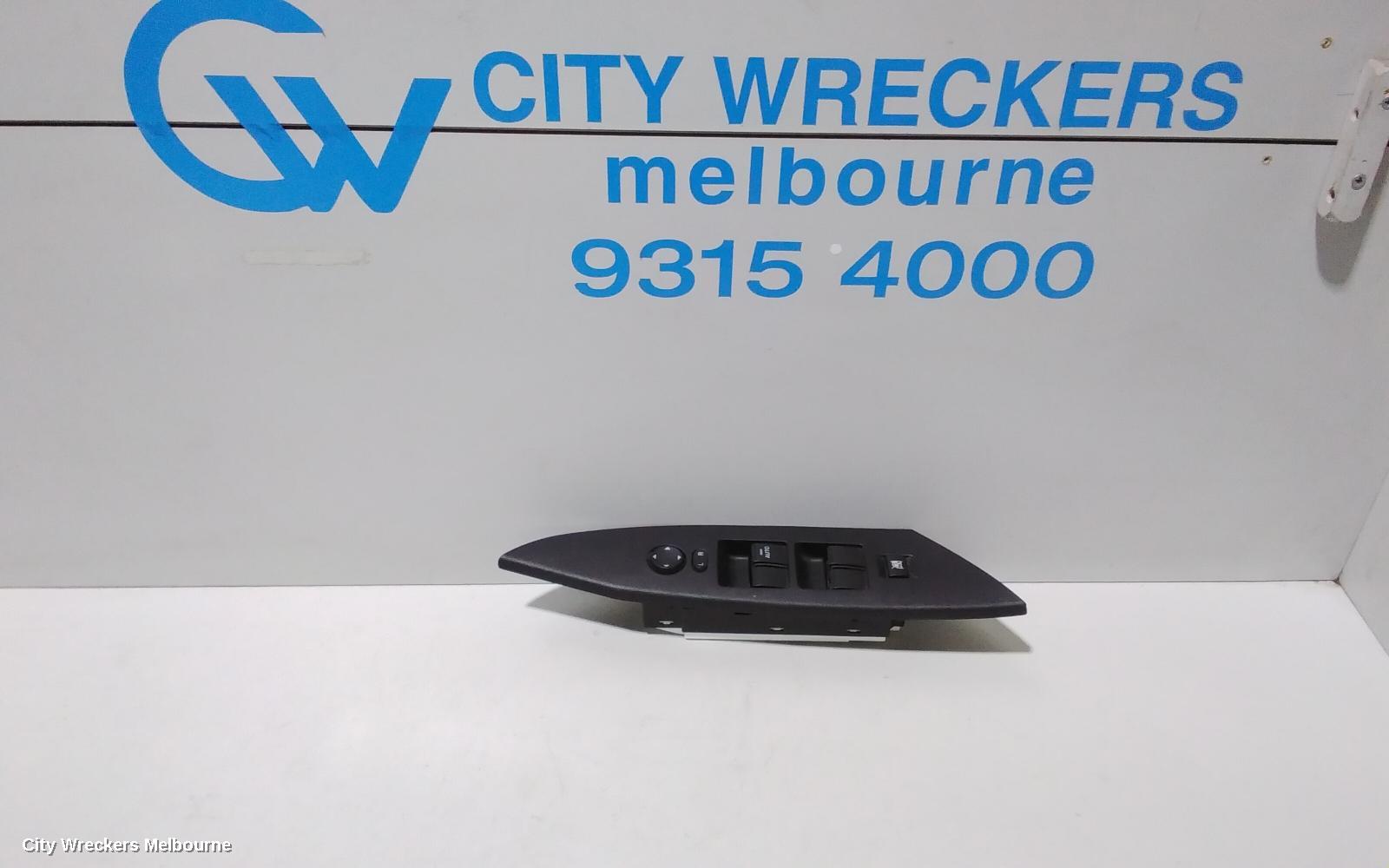 MAZDA 3 PWR DR WIND SWITCH, RH FRONT (MASTER SWITCH), BL, 04/2009 - 10/2013 - Image 1