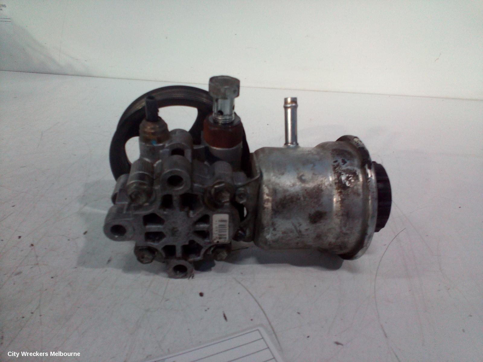 TOYOTA HIACE STEERING PUMP, PETROL, 2.7, 2TR-FE, TRH, 03/2005 - 04/2019 - Image 3