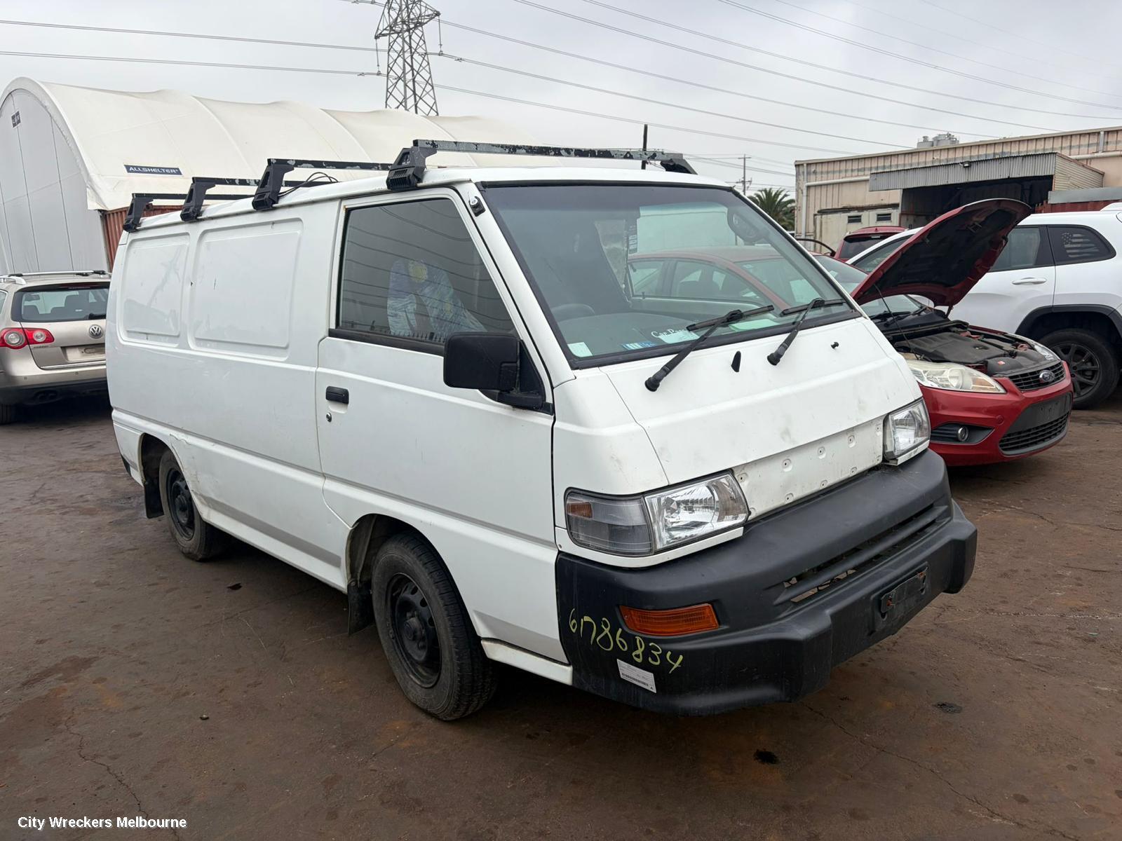 MITSUBISHI L300 RIGHT FRONT DOOR WINDOW, SF-SK, 10/1986 - 12/2013 - Image 1