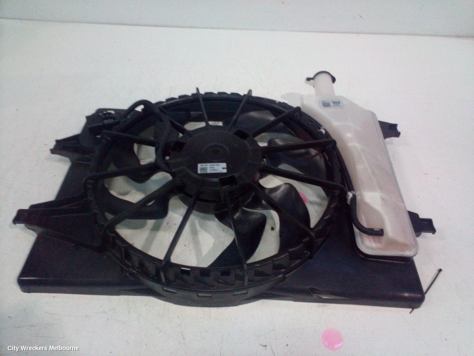 HYUNDAI I30 FAN, RADIATOR FAN ASSY, 2.0, G4NC, PETROL, PD, HATCH (S. KOREA VIN KMHH), 03/2017 ONWARDS - Image 3