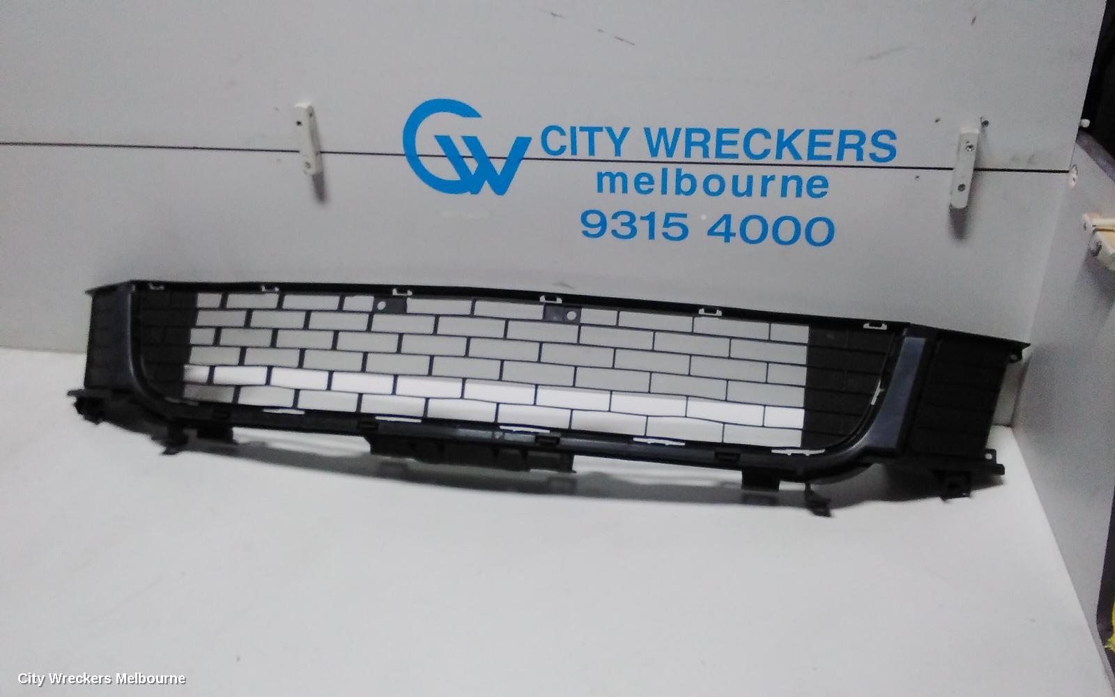 HONDA ACCORD GRILLE, BUMPER GRILLE, 8TH GEN (VIN JHMCU), EURO, 06/2008 - 06/2011 - Image 1