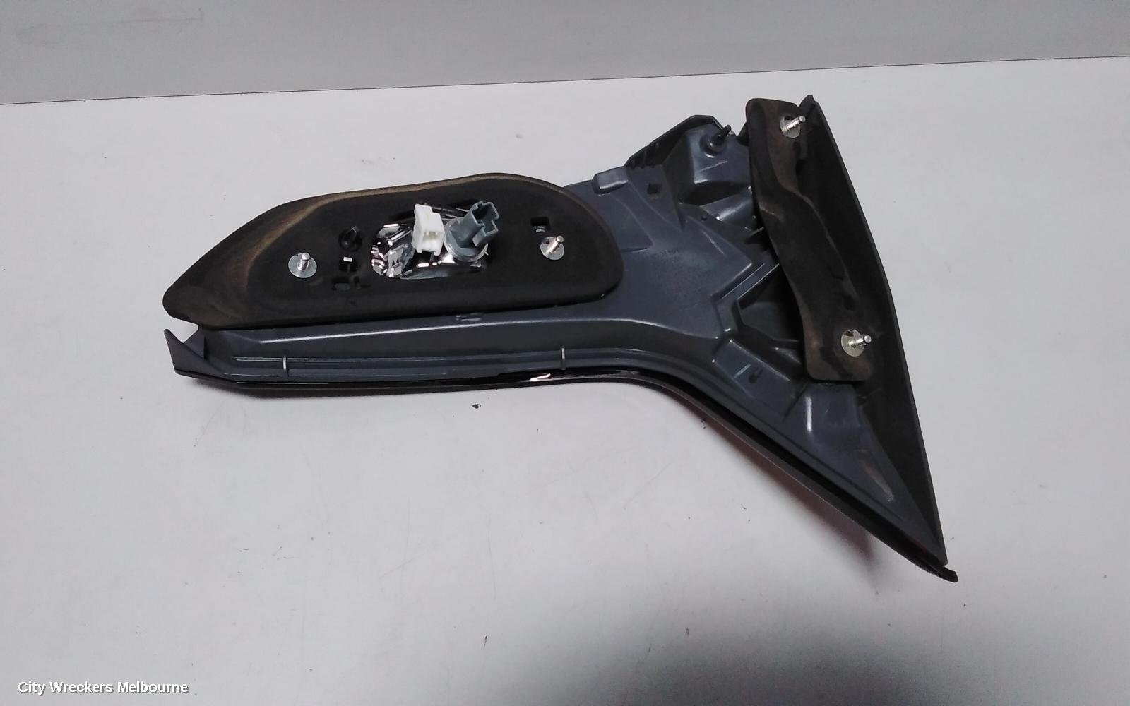 HONDA HRV REAR GARNISH, TAILGATE LAMP (LH SIDE), RU5, VTI-S/VTI-L, OPTICAL GUIDE TYPE, 12/2014 - 06/2018 - Image 3