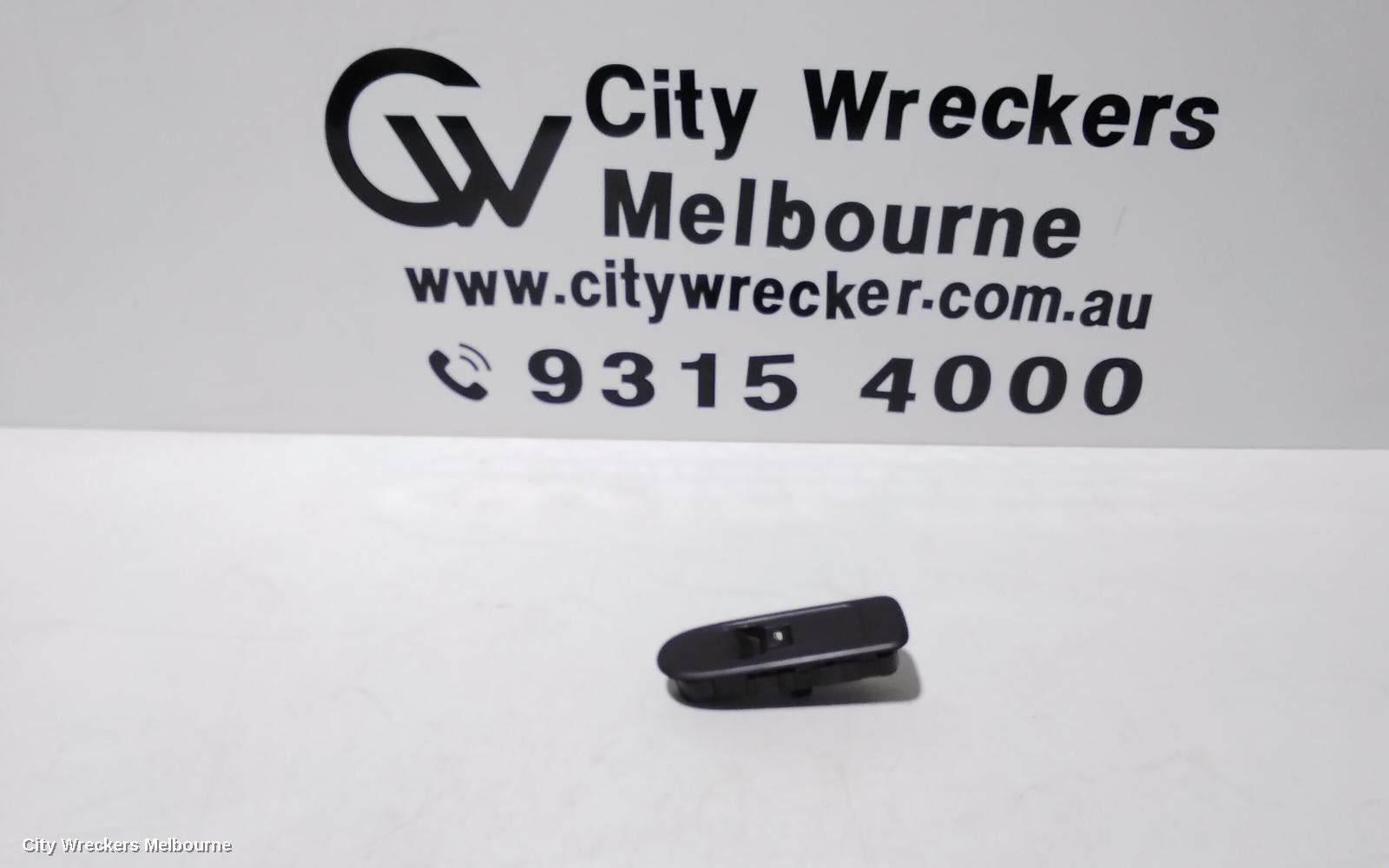 PEUGEOT 307 PWR DR WIND SWITCH, LH FRONT, HATCH, T6, 10/2005 - 06/2007 - Image 1