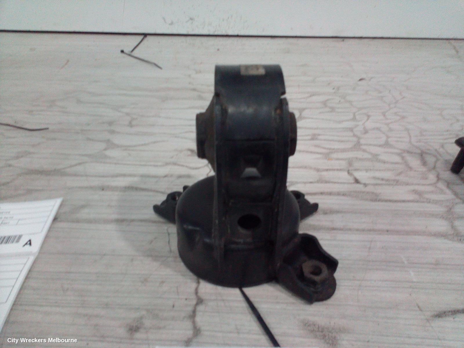 TOYOTA TARAGO MOUNT, XR50, 03/2006 - 06/2020 - Image 2