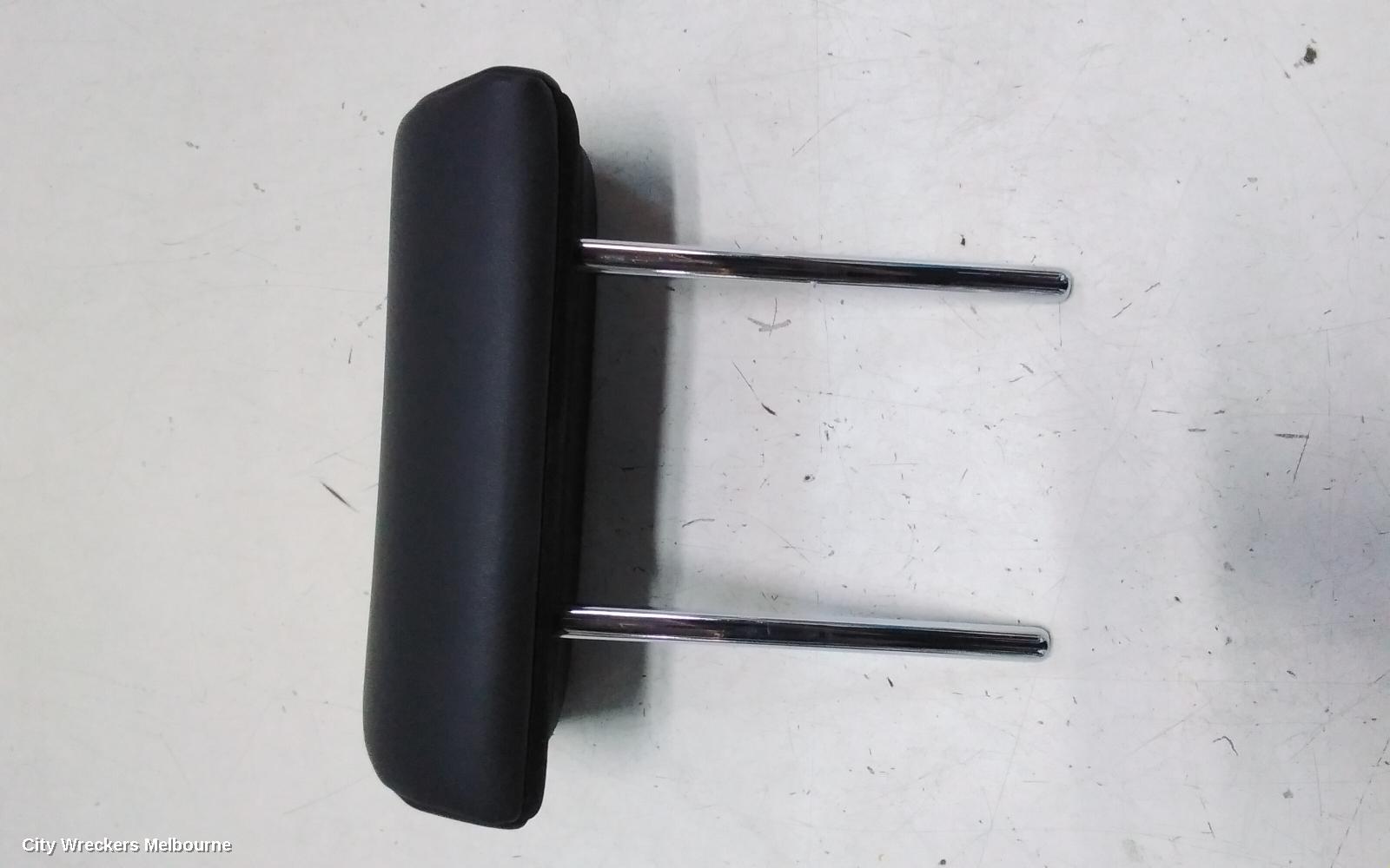 MITSUBISHI OUTLANDER HEADREST, CENTRE REAR 2ND ROW, LEATHER, BLACK, ZM, 08/2021 ONWARDS - Image 2