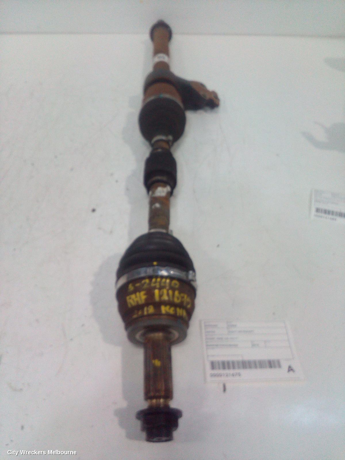HYUNDAI KONA RIGHT DRIVESHAFT, FRONT, AWD, OS, 09/2017 ONWARDS - Image 1