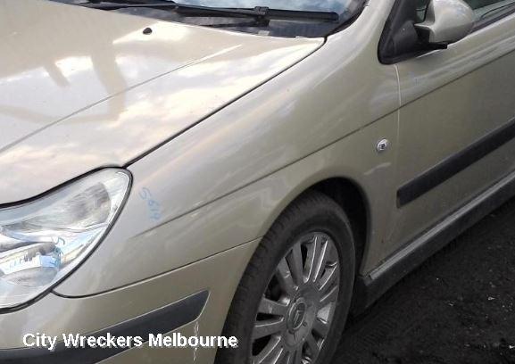 CITROEN C5 LEFT GUARD, 03/2005 - 08/2008 - Image 1