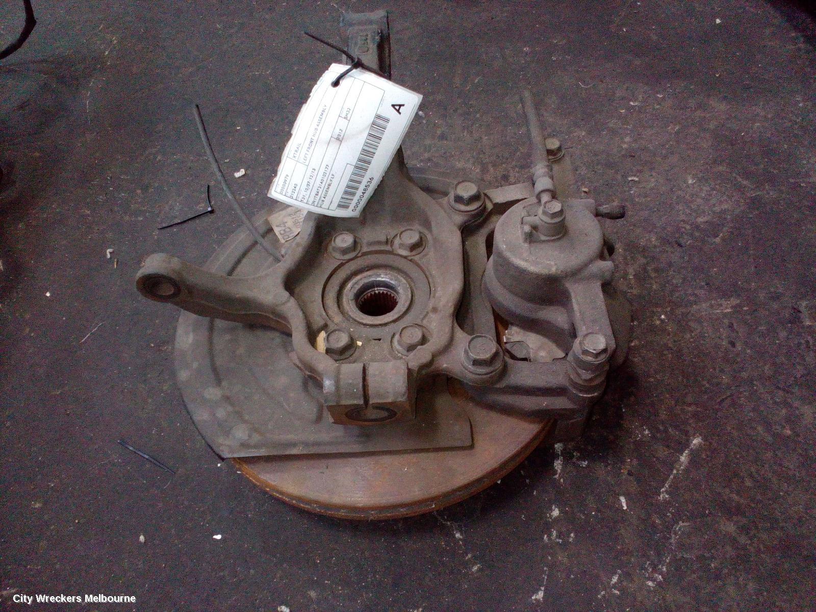 NISSAN XTRAIL LEFT FRONT HUB ASSEMBLY, T31, 10/2007 - 12/2013 - Image 1
