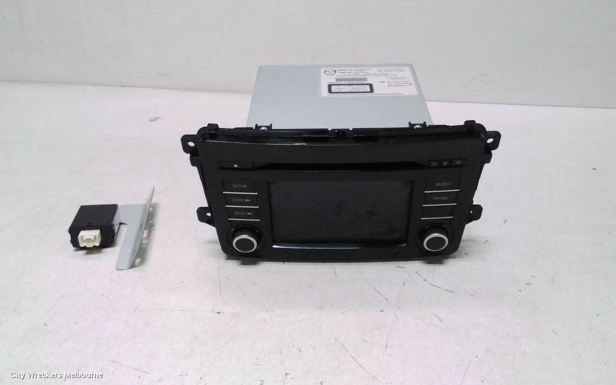 MAZDA CX9 RADIO/CD/DVD/SAT/TV, DISPLAY UNIT, 5.8IN NON SAT NAV TYPE, 10/2012 - 12/2015 - Image 1