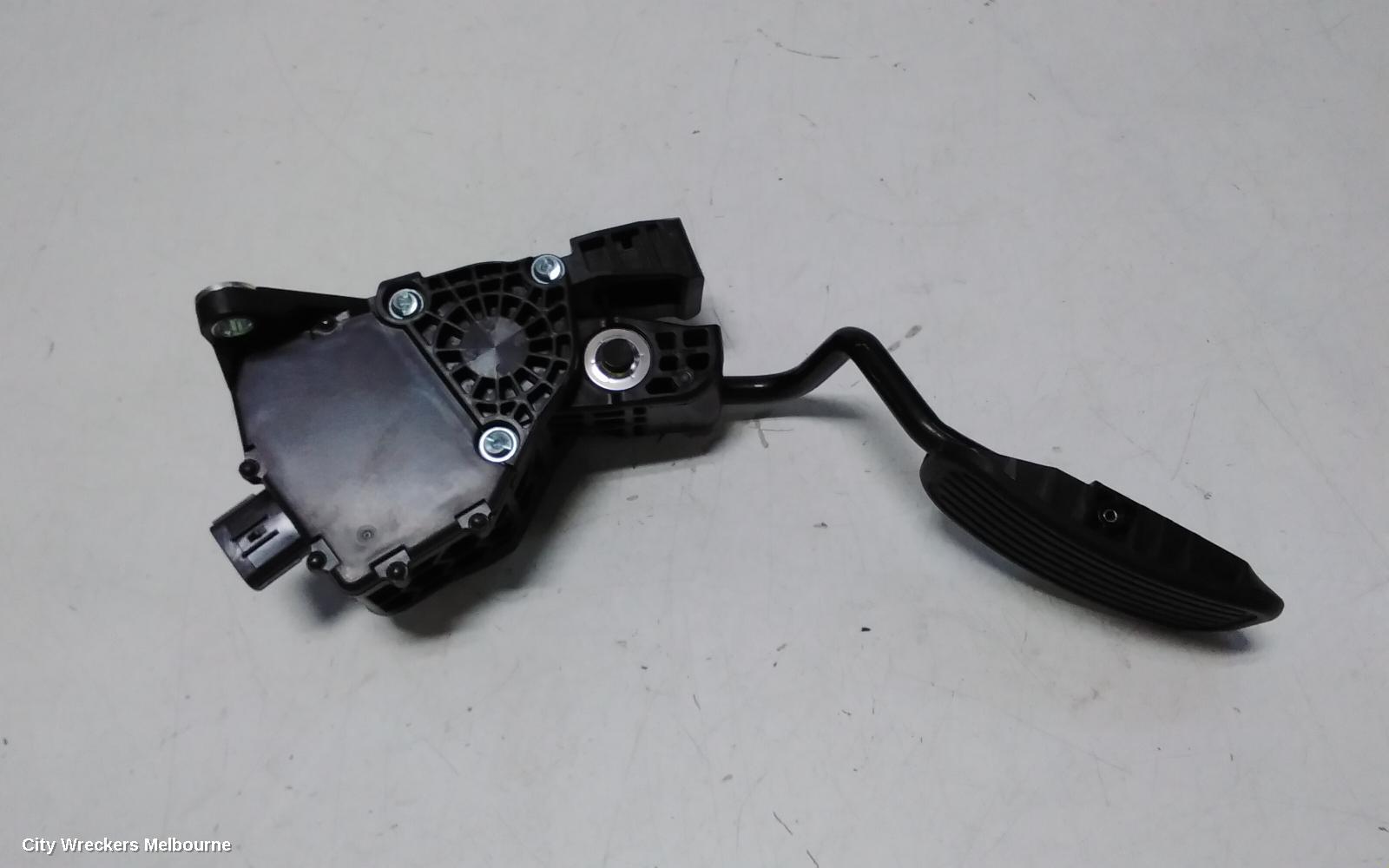 TOYOTA COROLLA PEDAL ASSEMBLY, E210, ACCELERATOR PEDAL, 07/2018 ONWARDS - Image 2