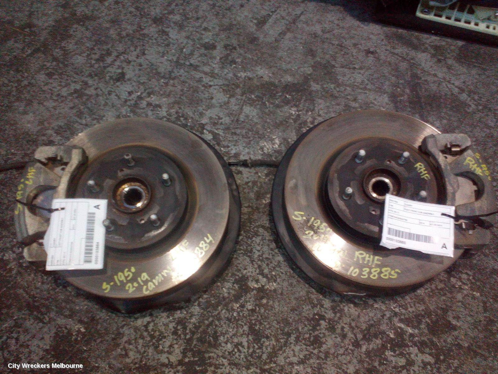 TOYOTA CAMRY RIGHT FRONT HUB ASSEMBLY, XV70, NON HYBRID TYPE, 09/2017 ONWARDS - Image 3