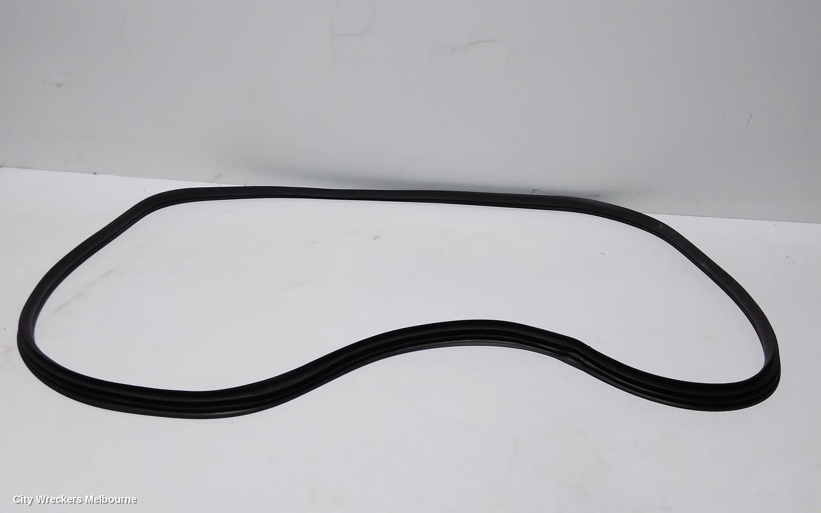 HYUNDAI SANTA FE, TM, 03/2018 - 10/2023, RHF DOOR SEAL ON THE BODY: 89778 - Image 1