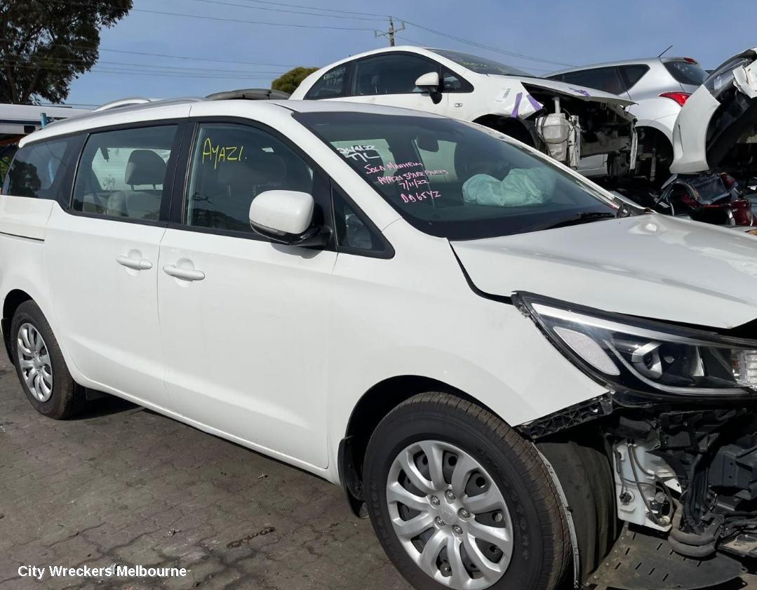 KIA CARNIVAL/GRAND CARNIVAL RIGHT REAR DOOR, YP, MANUAL SLIDING TYPE, 02/2015 - 10/2020 - Image 1