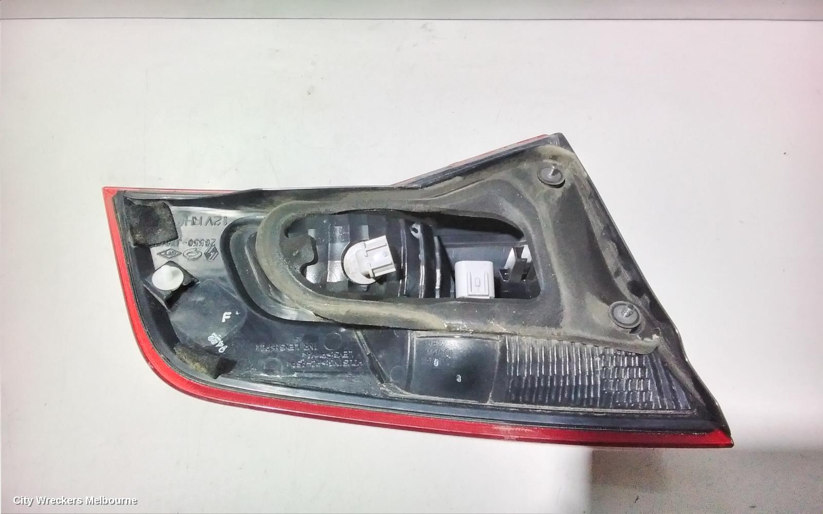 RENAULT KALEOS REAR GARNISH, TAILGATE LAMP (RH SIDE), H45, 09/2008 - 04/2016 - Image 3