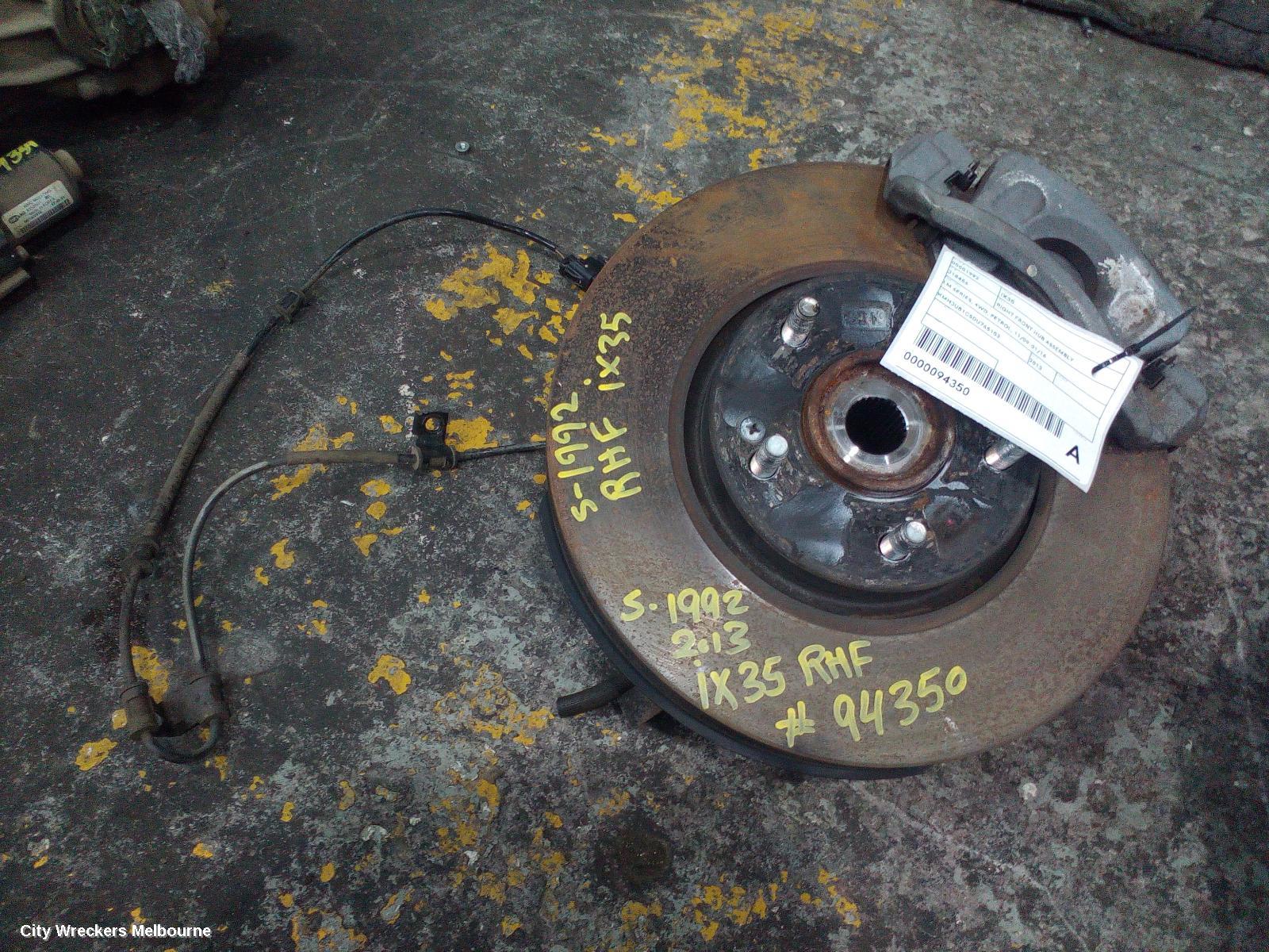 HYUNDAI IX35 RIGHT FRONT HUB ASSEMBLY, LM SERIES, 4WD, PETROL, 11/2009 - 01/2016 - Image 2