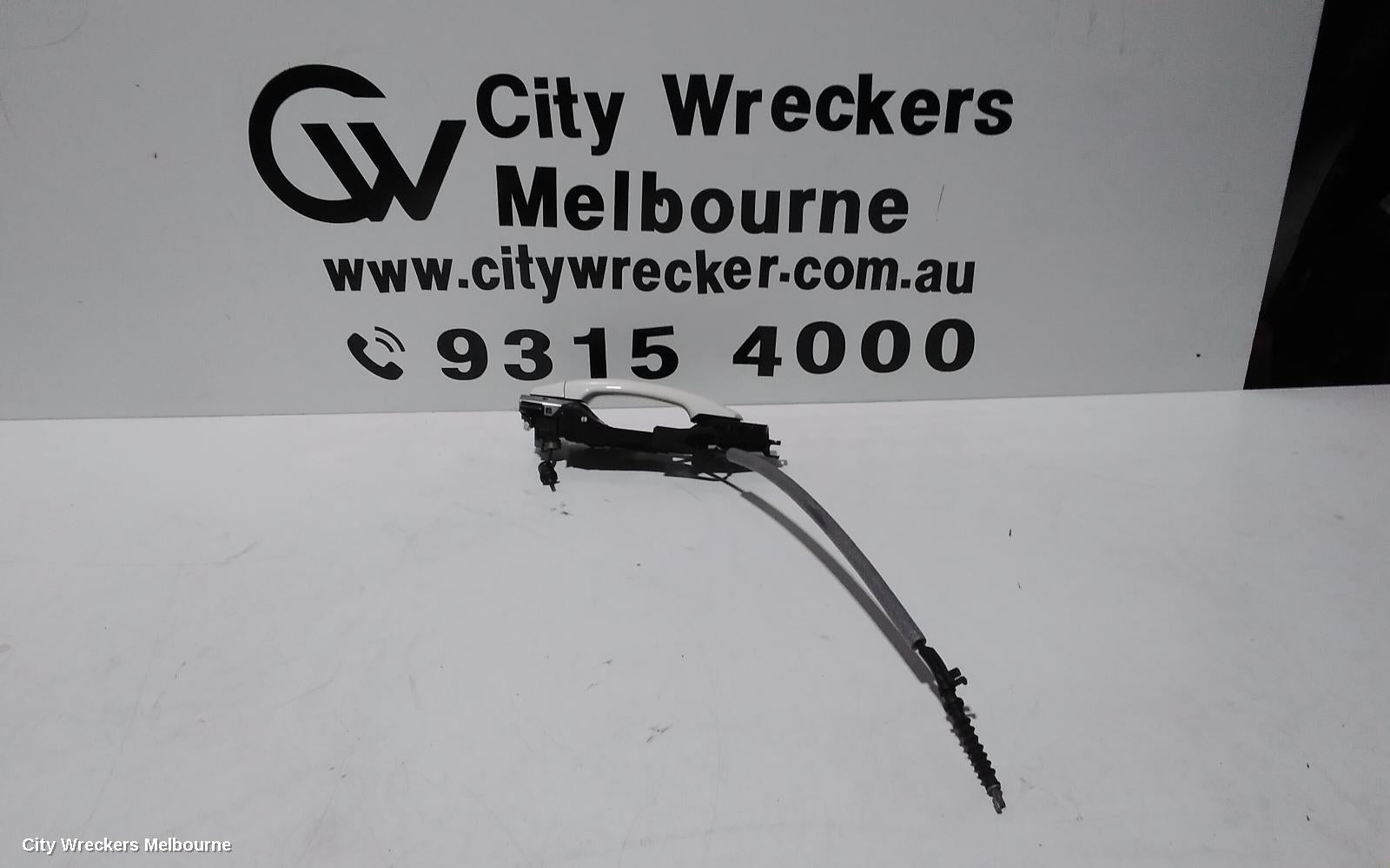 AUDI A3 DOOR HANDLE, 8V, RH FRONT, OUTER, 03/2013 - 10/2020 - Image 1