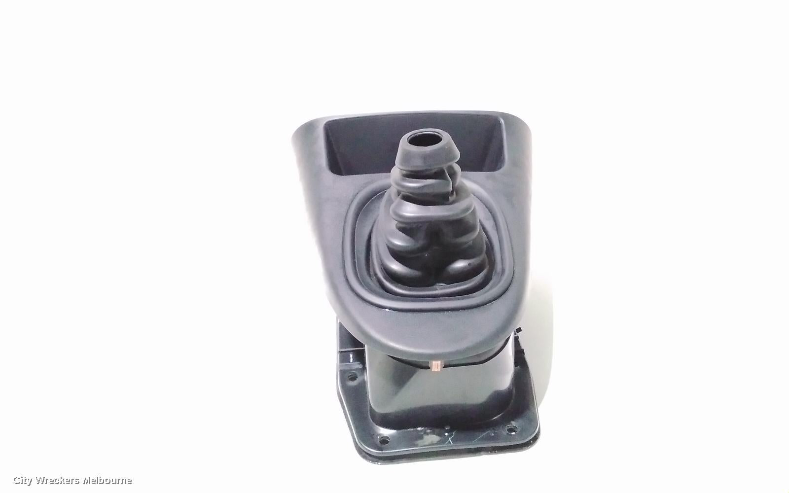 TOYOTA HILUX GEAR STICK/SHIFTER, MANUAL T/M, PETROL/DIESEL, 09/2015 ONWARDS - Image 2
